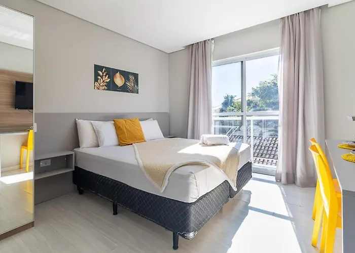 Studio com ótima localização e decorado! 5